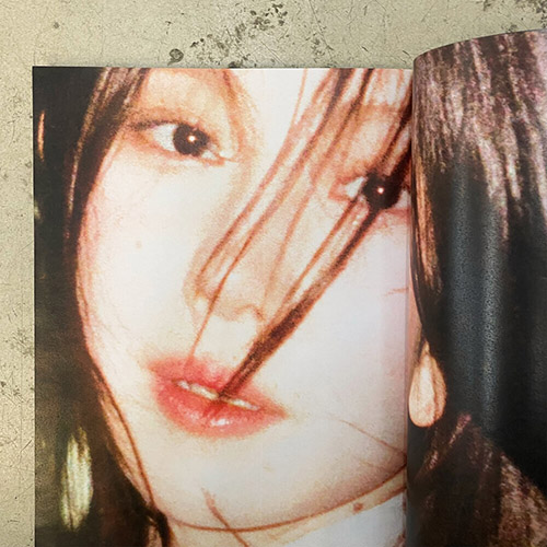 白藝潾 (Yerin Baek) – I MET PEEJAY